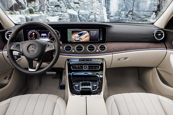 Mercedes E-Class All-Terrain Removed From Website: मर्सिडीज ई-क्लास ऑल-टेरेन वेबसाइट से हटी, जानें