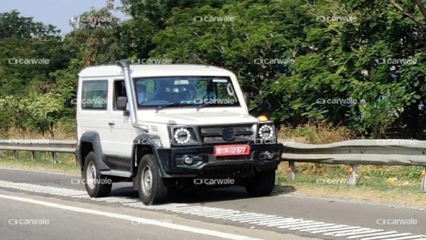 2021 Force Gurkha Base-Variant Spotted: नई फोर्स गुरखा का बेस वेरिएंट टेस्टिंग करते आया नजर, जानें