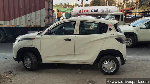Mahindra eKUV100 Spotted Testing: महिंद्रा ईकेयूवी100 टेस्टिंग करते हुई आई नजर, सामने आई यह जानकारियां