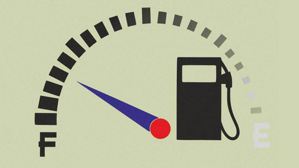 HPCL Pumps To Have EV Charging Stations: एचपीसीएल के पेट्रोल पंप पर अब चार्ज होंगे इलेक्ट्रिक वाहन