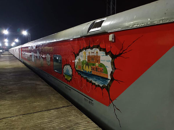 Delhi-Mumbai Rajdhani Push-Pull Locos: अब दिल्ली-मुंबई राजधानी ट्रेन से सफर करने पर बचेगा 90 मिनट, जानें कैसे
