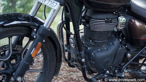 Royal Enfield Hunter 350 Spied: रॉयल एनफील्ड हंटर 350 टेस्टिंग के दौरान दिखी, जानें इस रोडस्टर बाइक में क्या है खास