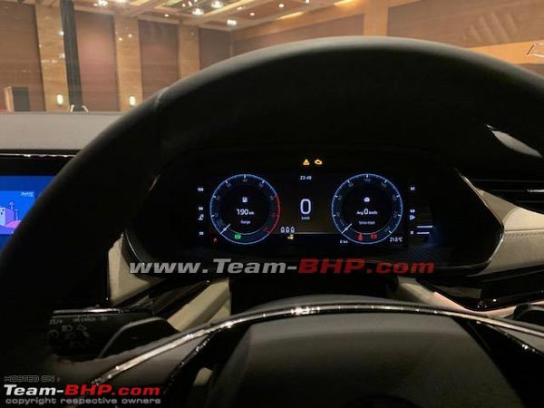 2021 Skoda Octavia L&K Variant Spotted: नई स्कोडा ऑक्टाविया का ‘एल एंड के’ वैरिएंट आया नजर, देखें