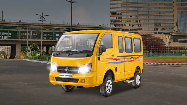 Tata Magic Express Ambulance Unveiled: टाटा मैजिक एक्सप्रेस एम्बुलेंस का हुआ खुलासा, जल्द होगी लॉन्च