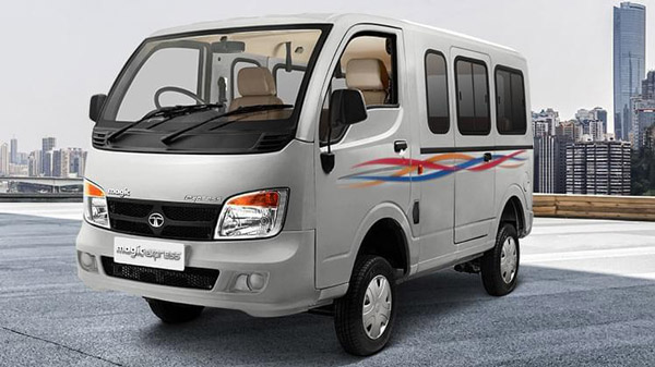 Tata Magic Express Ambulance Unveiled: टाटा मैजिक एक्सप्रेस एम्बुलेंस का हुआ खुलासा, जल्द होगी लॉन्च