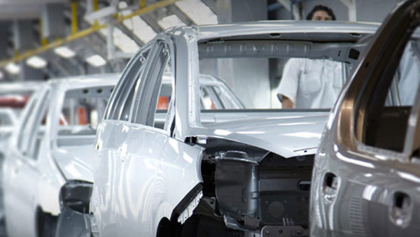 Gadkari Asks Auto Companies To Cut Imports: नितिन गडकरी ने की वाहन कंपनियों से आयात कम करने की अपील