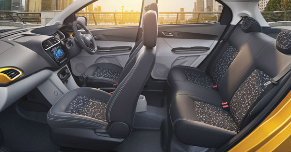 Tata Tiago XTA AMT Launched: टाटा टियागो एक्सटीए एएमटी भारत में हुई लॉन्च, कीमत 5.99 लाख रुपये से शुरू