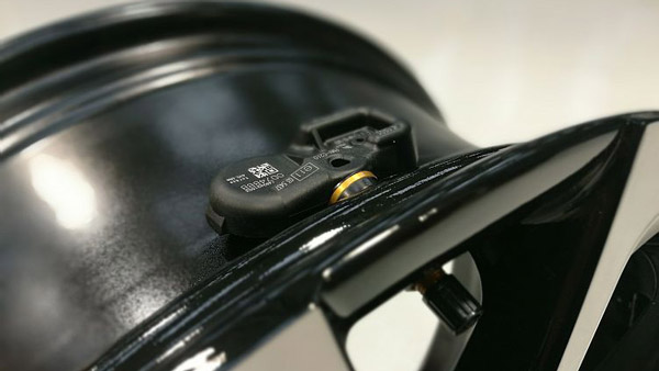 What Is TPMS And Its Function: क्या है टायर प्रेशर मॉनिटरिंग सिस्टम और कैसे काम करता है यह, जानें यहां