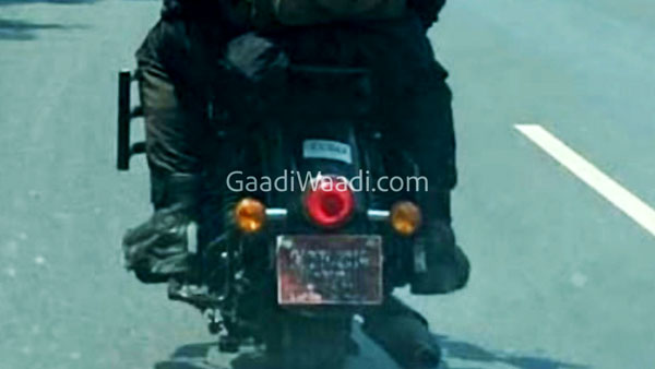 2021 RE Classic 350 Spotted: अलॉय व्हील्स के साथ आने वाली है नई रॉयल एनफील्ड क्लासिक 350, देखें