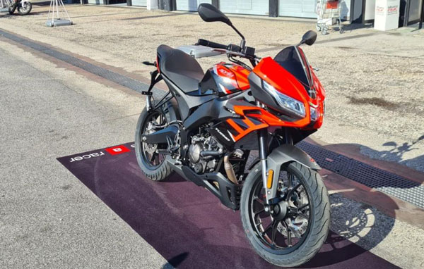 Aprilia Reveals New 125cc RS And Tuono: अप्रीलिया ने किया 125 सीसी की आरएस और ट्यूनो का खुलासा