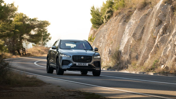 Jaguar F-Pace Facelift Bookings Open: जगुआर एफ-पेस फेसलिफ्ट की बुकिंग भारत में हुई शुरू, मई से शुरू होगी डिलीवरी