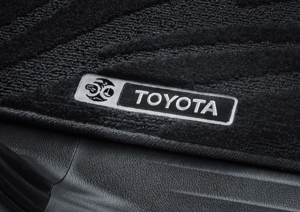 Toyota Innova Crysta Limited Edition: टोयोटा इनोवा लिमिटेड एडिशन माॅडल इस देश में हुआ लाॅन्च, जानें क्या है खास