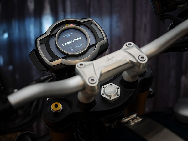 2021 Triumph Scrambler 1200 Unveiled: नई ट्रायम्फ स्क्रैम्बलर 1200 नए स्टीव मैकक्वीन एडिशन में पेश
