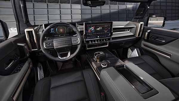 GMC Unveils Hummer Electric SUV: जीएमसी हमर इलेक्ट्रिक एसयूवी हुई पेश, सिंगल चार्ज में चलेगी 563 किमी