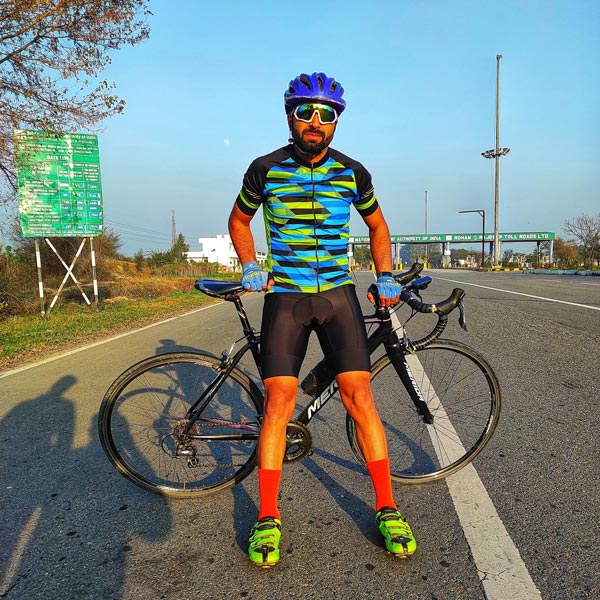महज 8 दिनों में साइकिल से पूरा किया कश्मीर से कन्याकुमारी तक का सफर, गिनीज बुक में दर्ज हुआ नाम