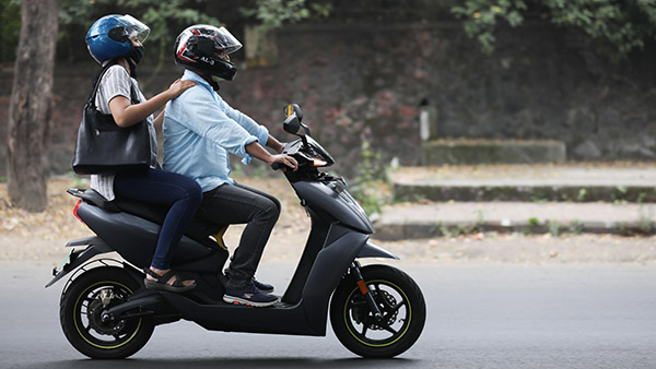 Ather 450X Deliveries: एथर 450एक्स की डिलीवरी कोयंबटूर व त्रिची में हुई शुरू, टेस्ट राइड भी हुई शुरू