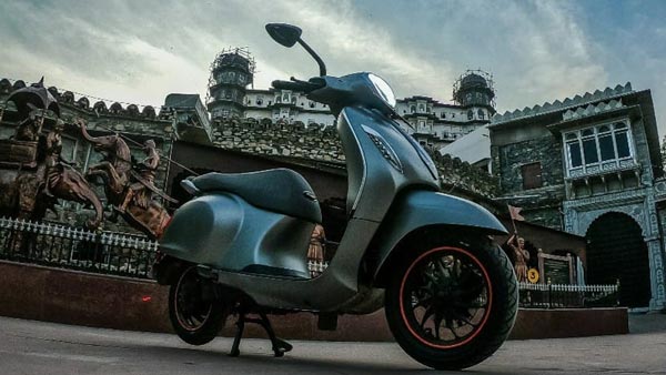 Bajaj Chetak Price Hiked: बजाज चेतक की बुकिंग बंद, कीमत में हुई वृद्धि, अब 1.42 लाख रुपये में उपलब्ध