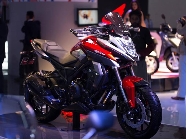 Honda NX200 Trademark Registered: होंडा ला रही है एडवेंचर बाइक? जानिए क्या हो सकती है खूबियां