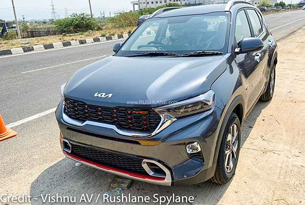Kia Sonet Spied With New Logo: किया सॉनेट में दिखा नया लोगो, जल्द होगी बिक्री शुरू
