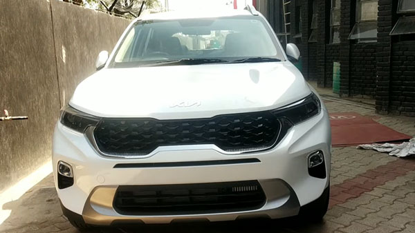 2021 Kia Sonet Spied: नई किया सॉनेट, पैडल शिफ्टर के साथ आई नजर, 27 अप्रैल को होगी लॉन्च