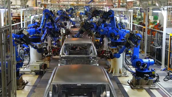 Vehicle Price Hike: दूसरे तिमाही में भी फिर से बढ़ सकती है वाहनों की कीमत, बढ़ती इनपुट कास्ट बनी वजह