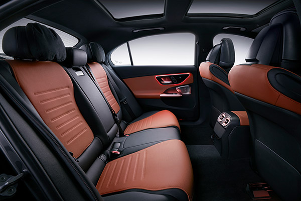 New Mercedes-Benz C-Class L: नई मर्सिडीज सी-क्लास एल को शंघाई ऑटो शो में किया गया पेश, देखें कैसा है लुक