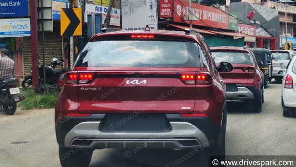 Kia Updated Models Launch Tomorrow: नई किया सॉनेट व सेल्टोस कल होगी भारत में लॉन्च, जानें किया मिलेगा अपडेट