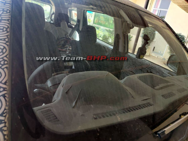 New-Gen Mahindra Scorpio Spotted: नई महिंद्रा स्कॉर्पियो में मिल सकती है इलेक्ट्रिक सनरूफ, तस्वीरें
