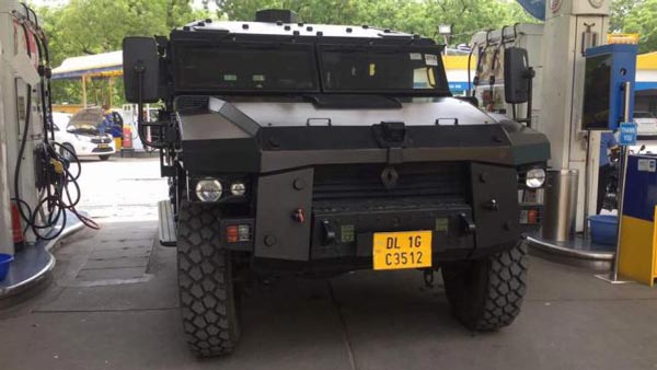 Renault Sherpa: भारतीय सड़कों पर क्या कर रही है रेनॉल्ट शेरपा, जानें कौन है इसका मालिक
