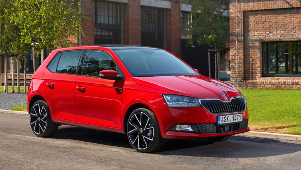 2021 Skoda Fabia Teaser: नई स्कोडा फाबिया के स्केच इमेज आए सामने, मिलेगा शानदार डिजाइन