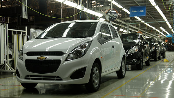 General Motors Lays Off Employees: जनरल मोटर्स ने तालेगांव प्लांट से 1419 कमर्चारियों को निकाला, सबको भेजा नोटिस