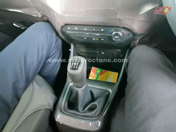 Tata HBX Spotted Testing: टाटा एचबीएक्स के हायर वैरिएंट में मिलेगा ऐसा इंटीरियर, सामने आई तस्वीरें