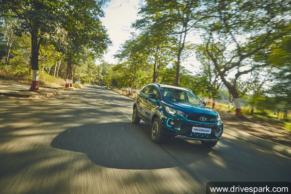 Tata Nexon EV Sales: टाटा नेक्सन ईवी के इस वैरिएंट को मिल रही भारी डिमांड, बनी बेस्ट सेलिंग इलेक्ट्रिक एसयूवी
