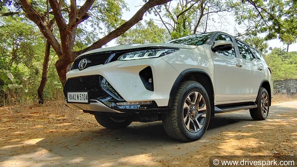 Toyota Fortuner Legender Review In Hindi: टोयोटा फॉर्च्यूनर लेजेंडर रिव्यू: अपने सेगमेंट की सबसे ताकतवर एसयूवी!
