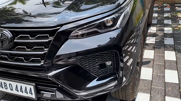 Toyota Fortuner Modification: इस टोयोटा फॉर्च्यूनर का सस्पेंशन होता है सड़क के मुताबिक एडजस्ट, जानें