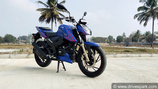 TVS Apache RTR 200 4V Price Hike: टीवीएस अपाचे आरटीआर 200 4वी अब हो गई महंगी, जानें कितनी बढ़ी कीमत