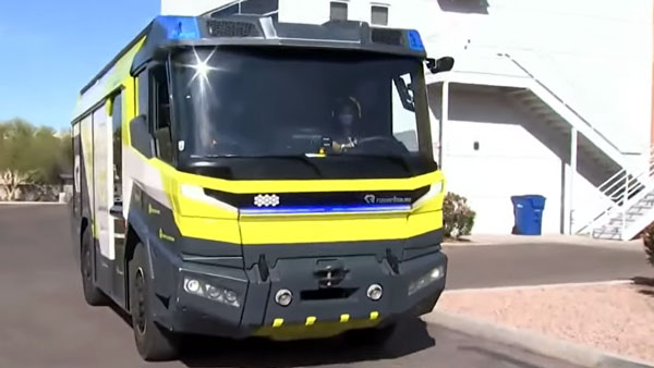 World’s First Electric Fire Truck: ये है दुनिया की पहली इलेक्ट्रिक फायर ब्रिगेड ट्रक, लगे हैं कैमरे और ड्रोन