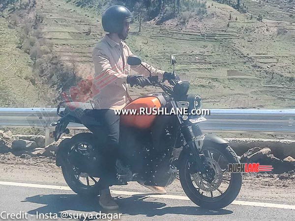 Yamaha FZ-X Spied: यामाहा एफजेड-एक्स विज्ञापन शूट करते हुए आई नजर, जानें