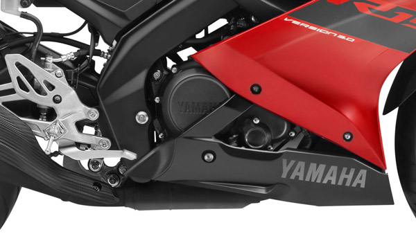 Yamaha YZF R-15 V3 Metallic Red: यामाहा वाइजेडएफ आर-15 वी3 मटैलिक रेड रंग में हुई लाॅन्च, यह है कीमत