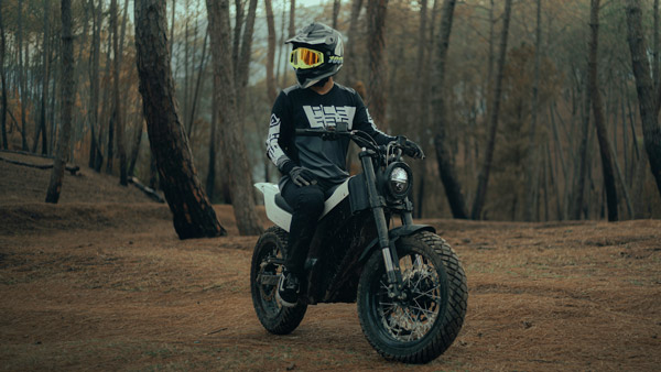 Yatri Motorcycle Launched Project One: यात्री मोटरसाइकिल ने लॉन्च की अपनी इलेक्ट्रिक बाइक प्रोजेक्ट वन, जानें