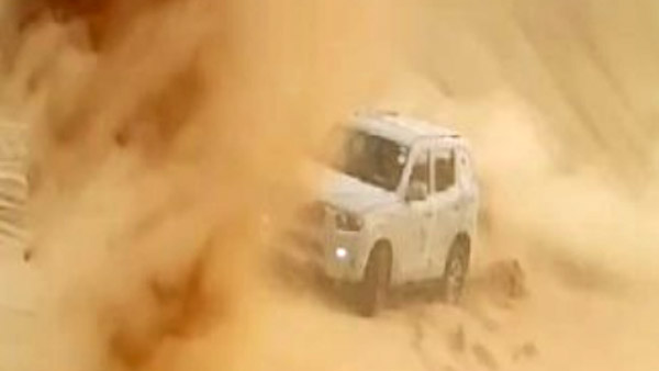 2021 Mahindra Scorpio Spied: नई महिंद्रा स्कॉर्पियो राजस्थान के रेगिस्तान में टेस्टिंग करते आई नजर, देखें