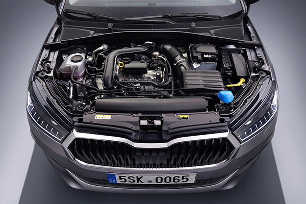New Skoda Fabia Unveiled: नई स्कोडा फाबिया को ग्लोबल स्तर पर किया गया पेश, जानें डिजाईन, इंजन, फीचर्स