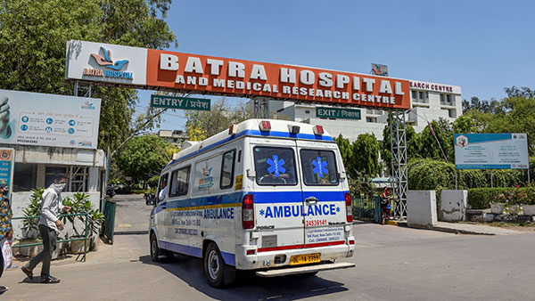 ICMR ने जारी की नई ट्रैवल एडवाइजरी, बिना कोरोना लक्षण के यात्रियों को टेस्ट जरूरी नहीं