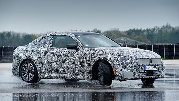 BMW 2 Series Coupe Teaser: नई बीएमडब्ल्यू 2 सीरिज कूपे का टीजर हुआ जारी, देखें कैसा होगा लुक