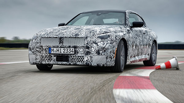 BMW 2 Series Coupe Teaser: नई बीएमडब्ल्यू 2 सीरिज कूपे का टीजर हुआ जारी, देखें कैसा होगा लुक