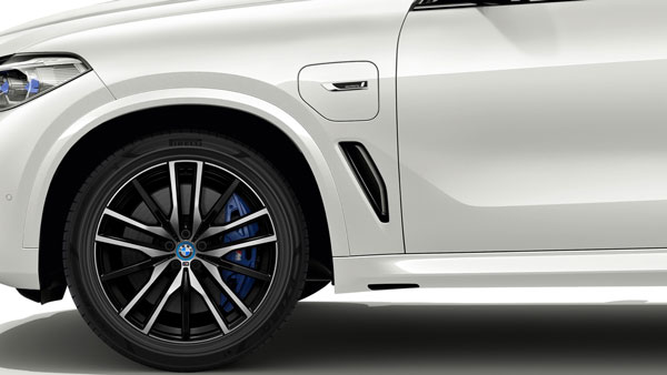ईको फ्रेंडली टायर का इस्तेमाल करने वाली पहली कार कंपनी बनी BMW, जानें क्या है टायर की खासियत