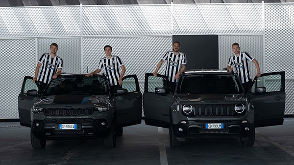 फुटबॉलर Cristiano Ronaldo और उनकी टीम ने पेश किया Jeep 4xe का नया लोगो, जानें क्या है खास