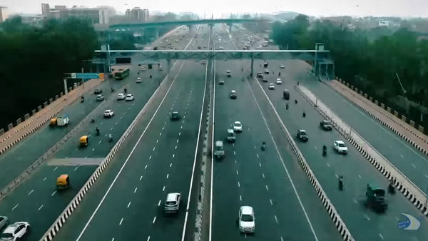 Delhi-Meerut Expressway हुआ टोल फ्री, अब जुलाई तक कर सकेंगे मुफ्त में सफर