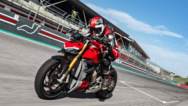 Ducati India ने लॉन्च की अपनी 2021 Streetfighter V4 व V4 S बाइक, जानें क्या है कीमत