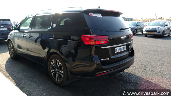 Kia Carnival से नहीं हैं खुश? तो 30 दिन के अंदर करें वापस, कंपनी ने शुरू की नई स्कीम